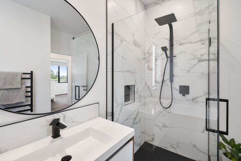 Photo of property in 6 Dickins Lane, Aokautere, Palmerston North, 4471