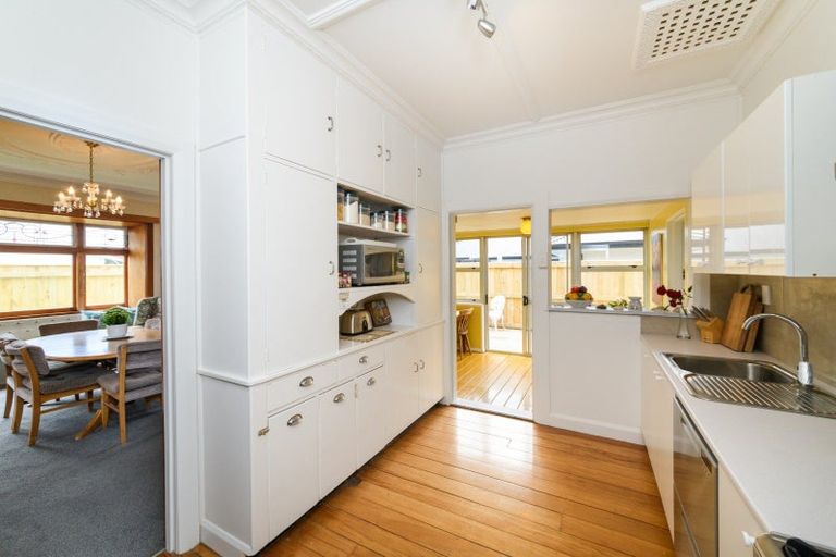 Photo of property in 9 Ngaio Street, West End, Palmerston North, 4412