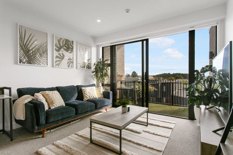 Photo of property in 205/38d Fraser Avenue, Northcote, Auckland, 0627