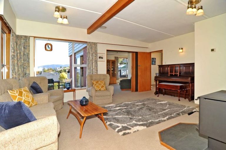 Photo of property in 261 Highcliff Road, Shiel Hill, Dunedin, 9013