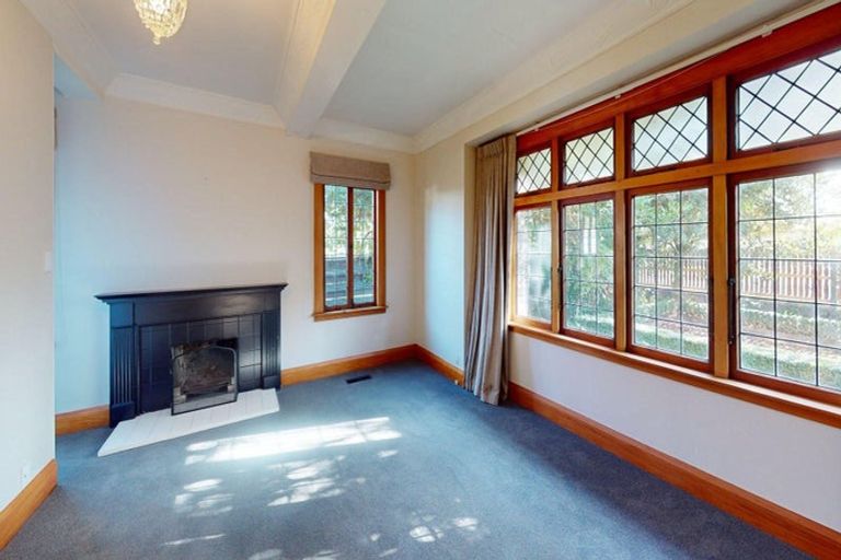 Photo of property in 10 Saint Johns Avenue, Palmerston North, 4414