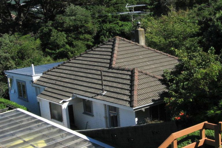 Photo of property in 2 Volga Street, Island Bay, Wellington, 6023