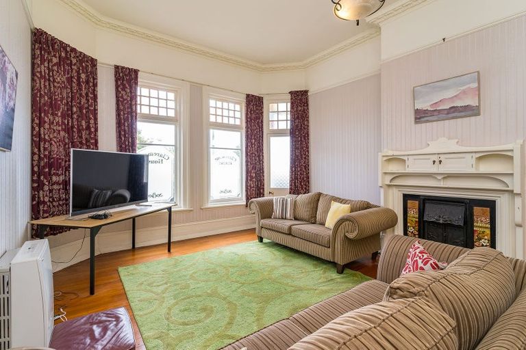 Photo of property in Claremont House, 24 Melrose Street, Roslyn, Dunedin, 9010