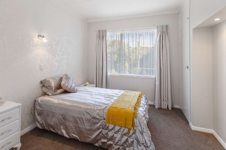 Photo of property in 2 Taupata Street, Castlecliff, Whanganui, 4501