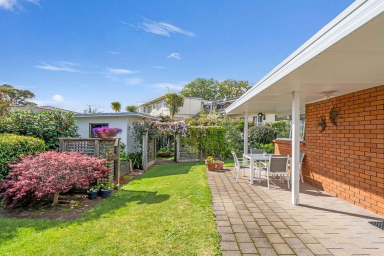 Photo of property in 32 Otonga Road, Springfield, Rotorua, 3015