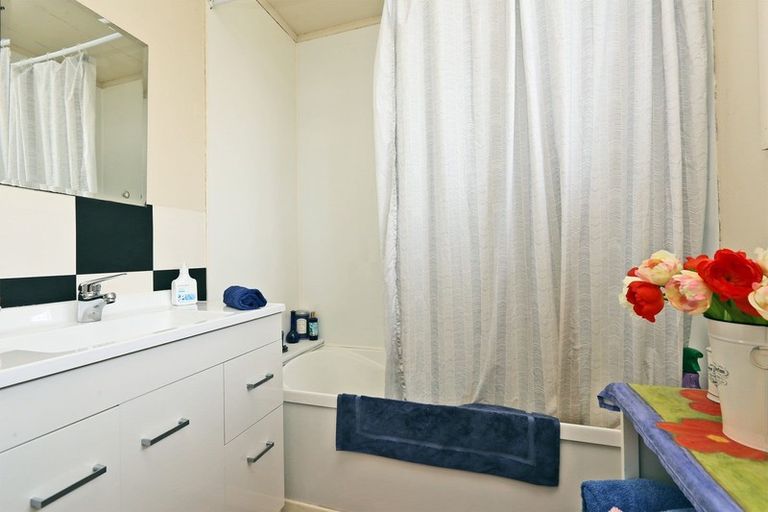 Photo of property in 6 Bristol Place, Flaxmere, Hastings, 4120