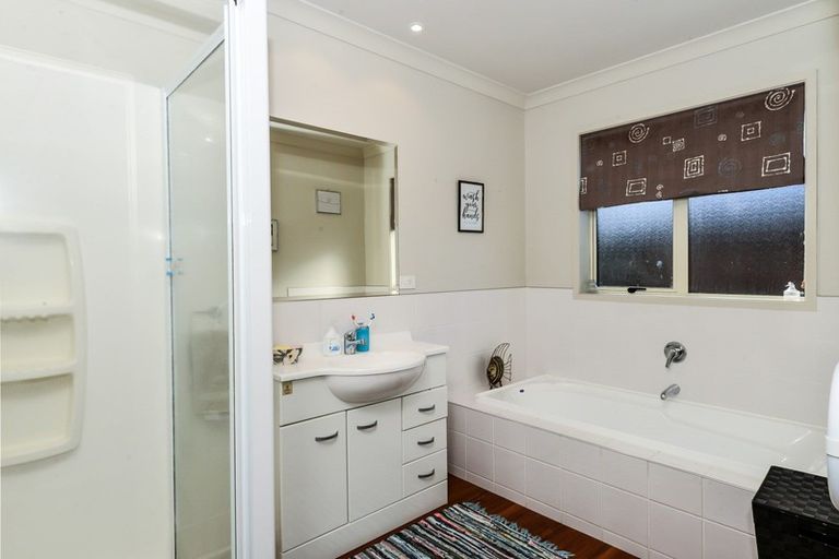 Photo of property in 14 Rosewood Court, Huntington, Hamilton, 3210