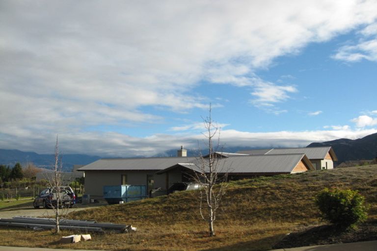 Photo of property in 9 Ridgecrest, Wanaka, 9305