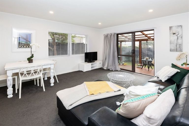 Photo of property in 3/11 Thurston Place, Bucklands Beach, Auckland, 2012