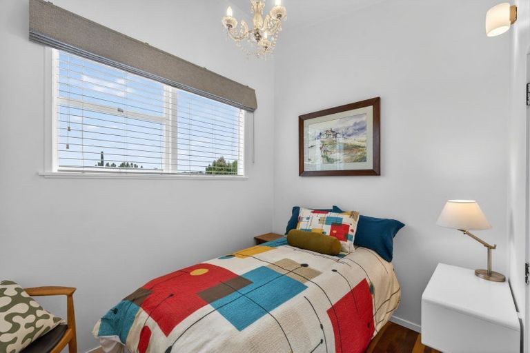 Photo of property in 70 Aramoana Avenue, Devonport, Auckland, 0624