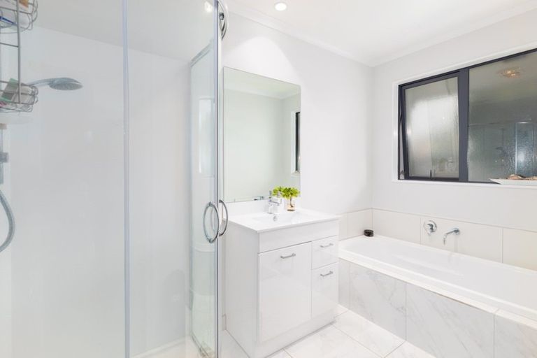 Photo of property in 2/178 Bowhill Road, New Brighton, Christchurch, 8083