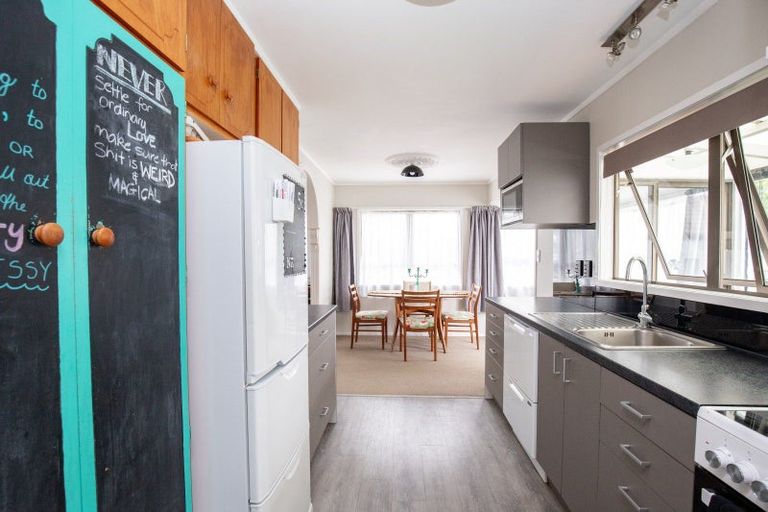 Photo of property in 29 Mahana Road, Ngatea, 3503