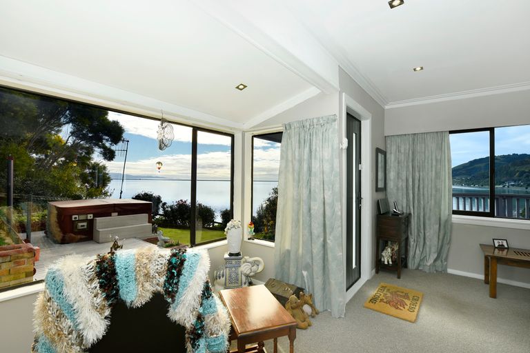 Photo of property in 3 Paremata Street, Atawhai, Nelson, 7010