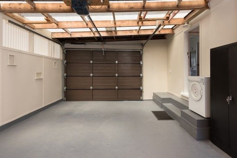 Photo of property in 35 Ngatai Road, Otumoetai, Tauranga, 3110