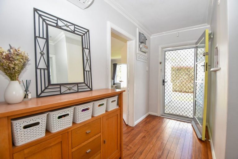 Photo of property in 9 King Street, Carterton, 5713