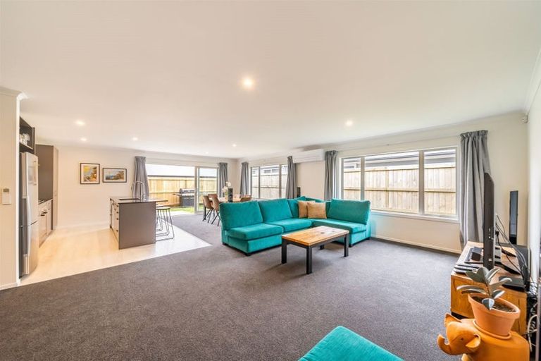 Photo of property in 23 Brian Hughes Road, Wainuiomata, Lower Hutt, 5014