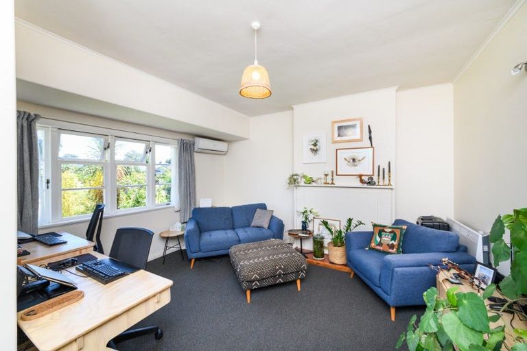 Photo of property in 246 College Street, West End, Palmerston North, 4412