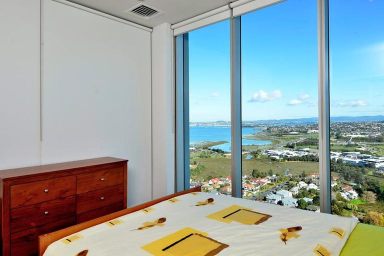 Photo of property in Sentinel Apartments, 2603/3 Northcroft Street, Takapuna, Auckland, 0622
