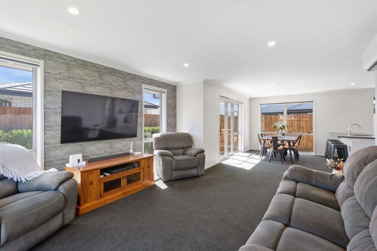 Photo of property in 29 Nicolau Avenue, Rolleston, 7615