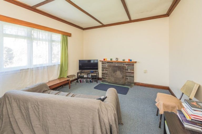 Photo of property in 100 Gonville Avenue, Gonville, Whanganui, 4501
