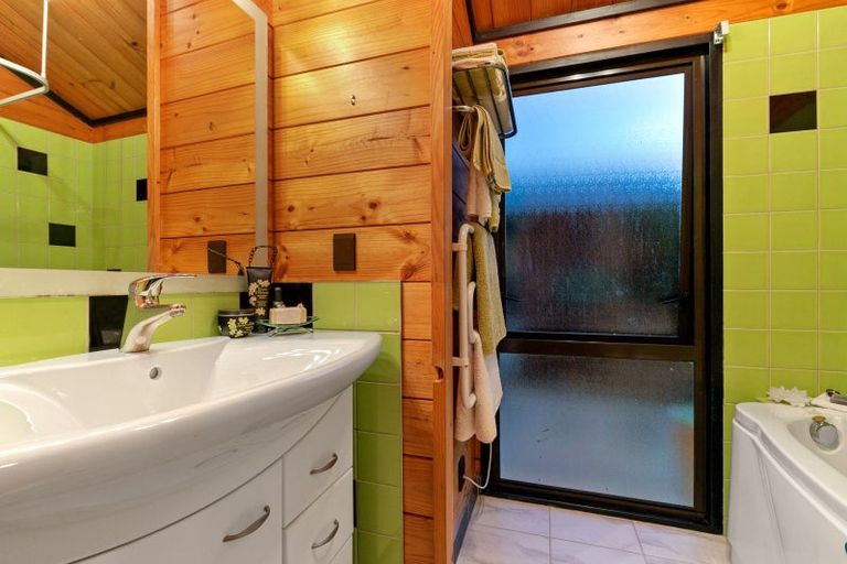 Photo of property in 77 Awanui Rise, Papakura, 2582