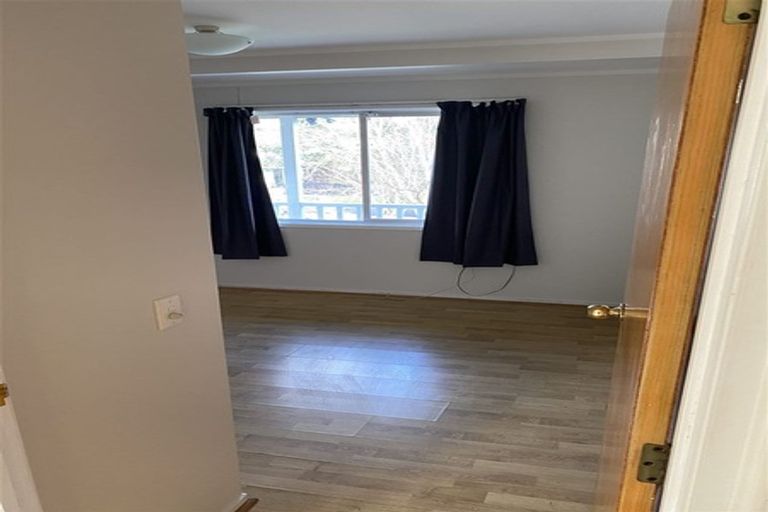 Photo of property in 4 Tadley Court, Goodwood Heights, Auckland, 2105