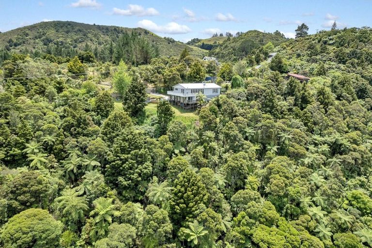 Photo of property in 122 Parakiore Road, Ngararatunua, Whangarei, 0176