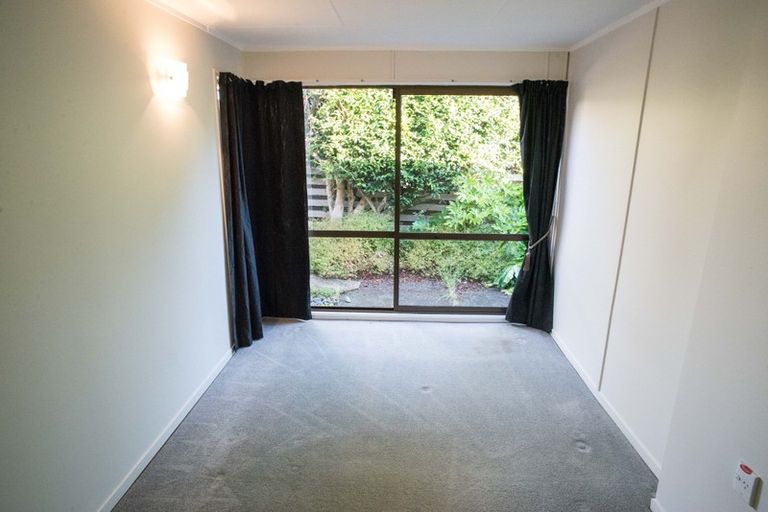 Photo of property in 58 Prince Regent Drive, Half Moon Bay, Auckland, 2012