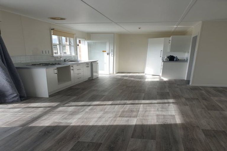 Photo of property in 1 Alice Place, Levin, 5510