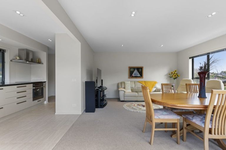 Photo of property in 1/7 Proteus Place, Half Moon Bay, Auckland, 2012
