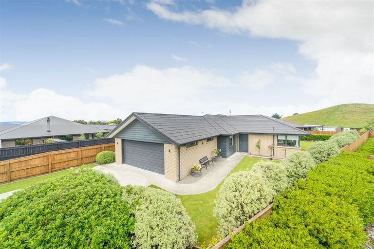 Photo of property in 27 Macdonald Heights, Feilding, 4702