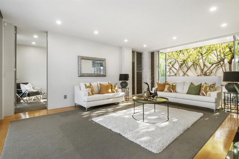 Photo of property in 22a Beach Road, Castor Bay, Auckland, 0620