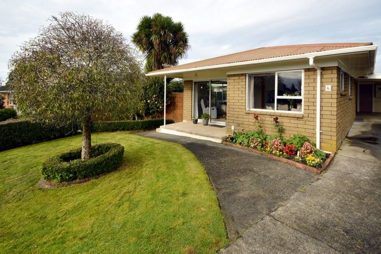 Photo of property in 6 Turner Place, Pukekohe, 2120