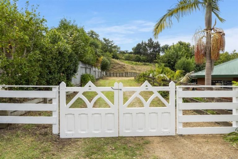 Photo of property in 35 Twickenham Court, Bethlehem, Tauranga, 3110