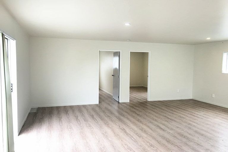 Photo of property in 78 Shifnal Drive, Randwick Park, Auckland, 2105