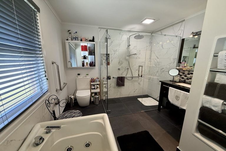 Photo of property in 10 Dunkeld Place, Tokoroa, 3420