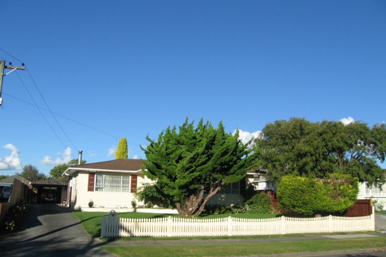 Photo of property in 32 Routley Crescent, Elderslea, Upper Hutt, 5018