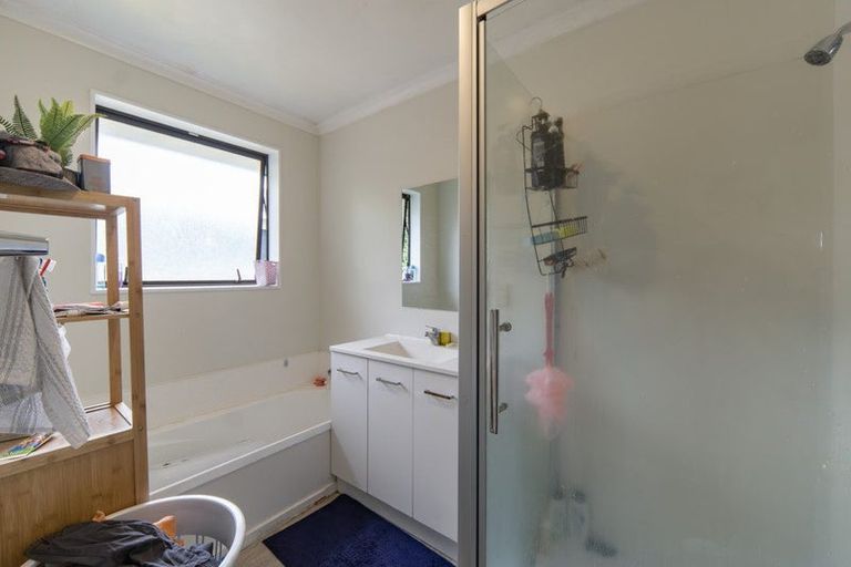 Photo of property in 98 Dixon Road, Glenview, Hamilton, 3206