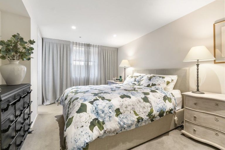 Photo of property in Ford Lofts, 4/15a Augustus Terrace, Parnell, Auckland, 1052