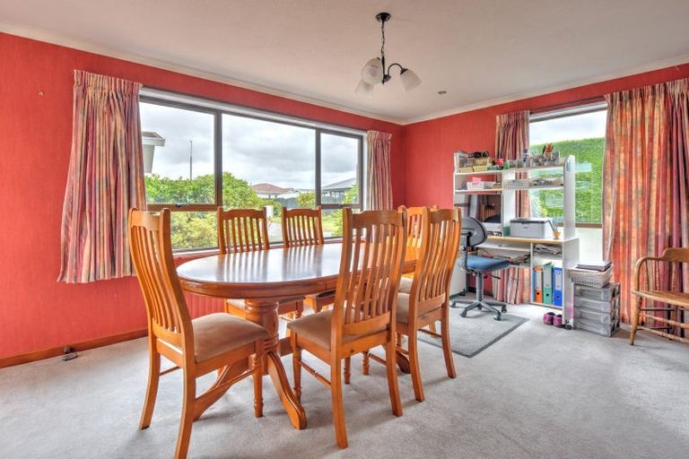 Photo of property in 9 Kerwood Place, Gore, 9710