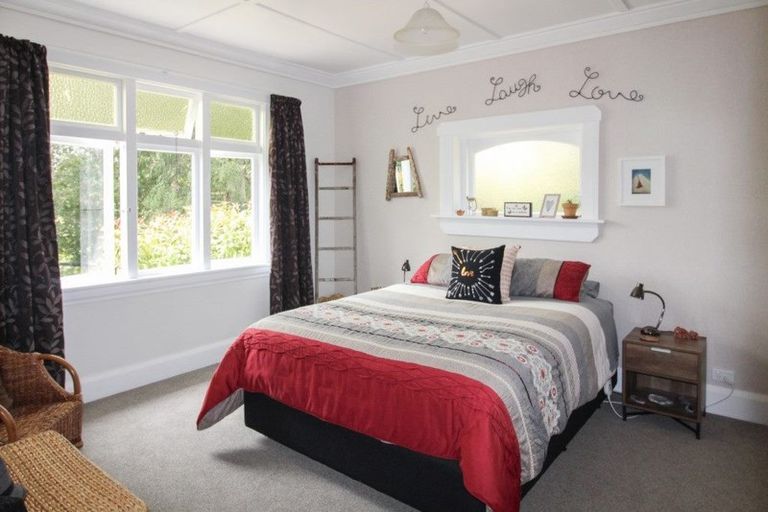 Photo of property in 52 Wellington Street, Enfield, Oamaru, 9491