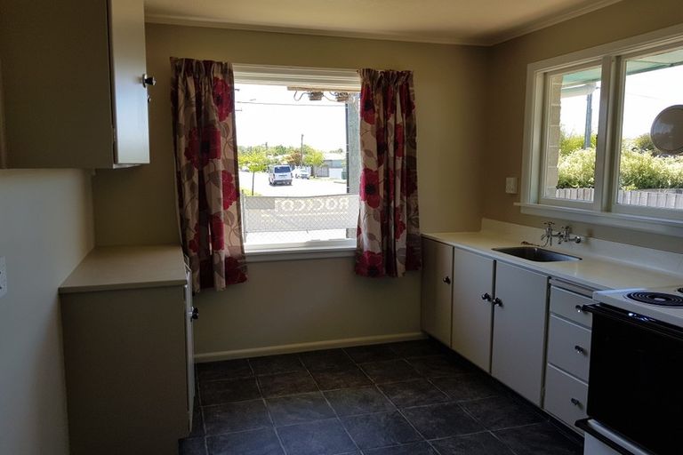 Photo of property in 6/168 Edgeware Road, Edgeware, Christchurch, 8013