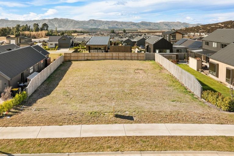 Photo of property in Northlake, 14 Linnburn Road, Wanaka, 9305