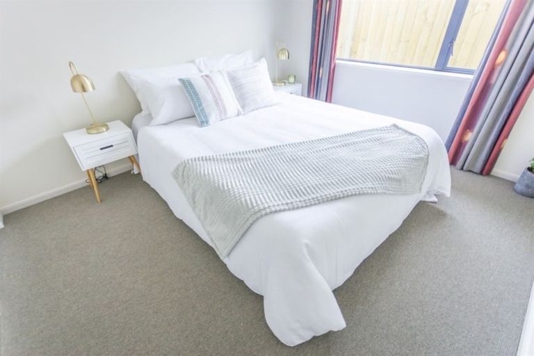 Photo of property in 6 Sheraton Place, Redwood, Christchurch, 8051