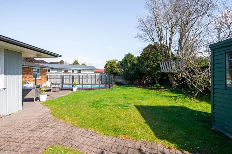 Photo of property in 25 Pulham Crescent, Queenwood, Hamilton, 3210