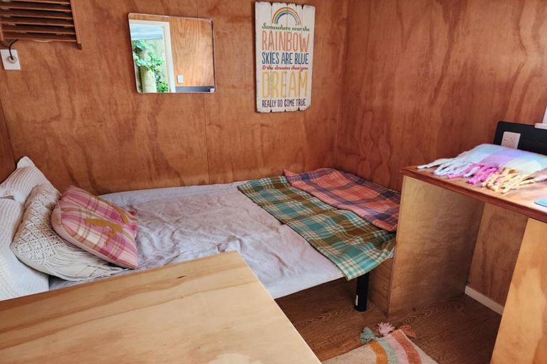 Photo of property in 105 Lone Kauri Road, Karekare, New Lynn, 0772