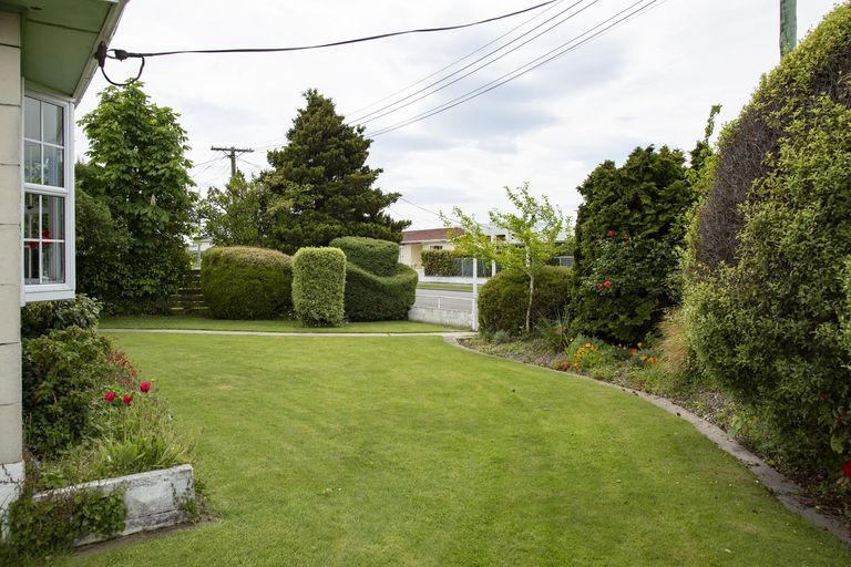 Photo of property in 2 Dalmeny Street, Oamaru North, Oamaru, 9400