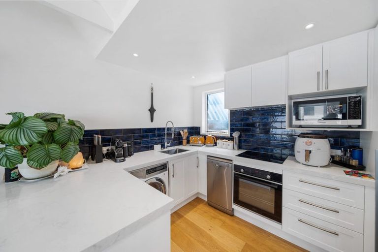 Photo of property in 5/20 Selwyn Road, Cockle Bay, Auckland, 2014