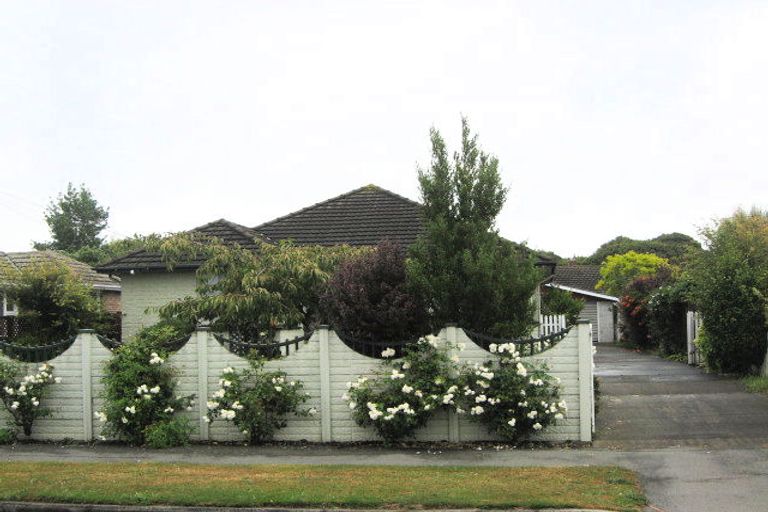 Photo of property in 165 Gayhurst Road, Dallington, Christchurch, 8061