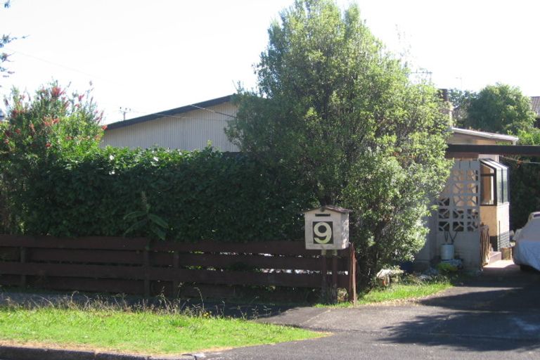 Photo of property in 1/9 Rewa Street, New Lynn, Auckland, 0600